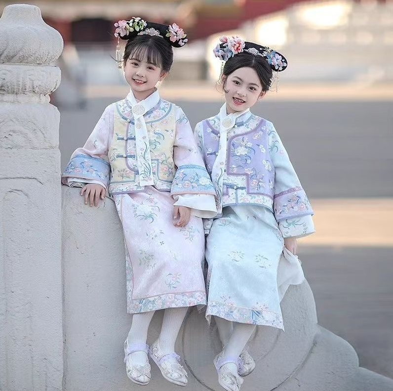 清朝女童格格服国风古装2025新款清代旗袍