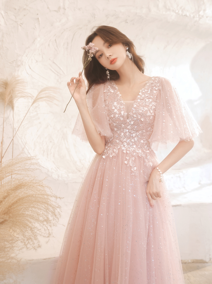 轻奢高级感粉色宴会遮肚显瘦订婚主持人礼服裙